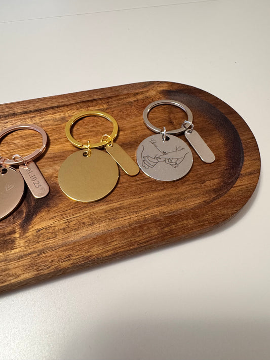 Personalisierter Schlüsselanhänger mit Gravur – Geschenk für Paare, Freunde & Familie | Namensanhänger mit Datum | Hochzeit, Jahrestag
